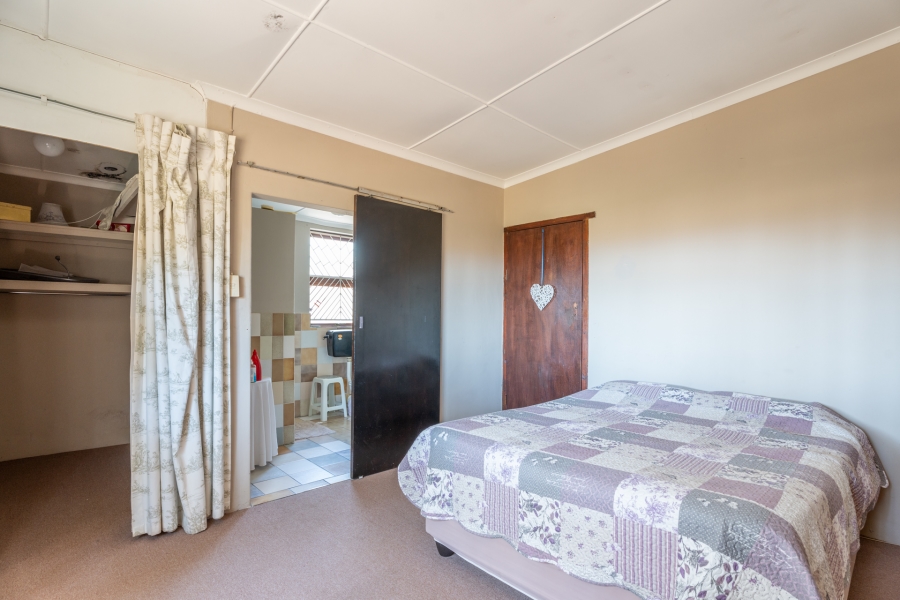 3 Bedroom Property for Sale in Napier Western Cape